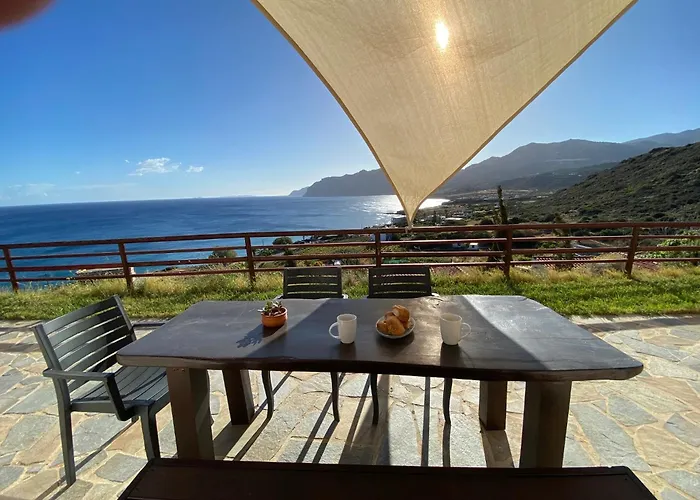 Vaia Villas