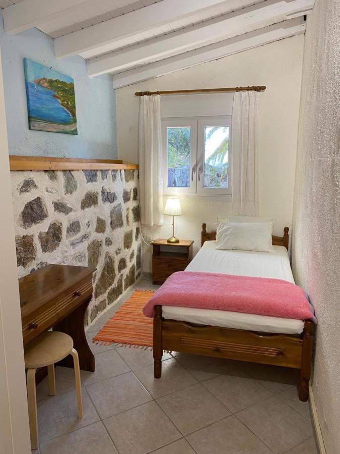 Vaia Villas