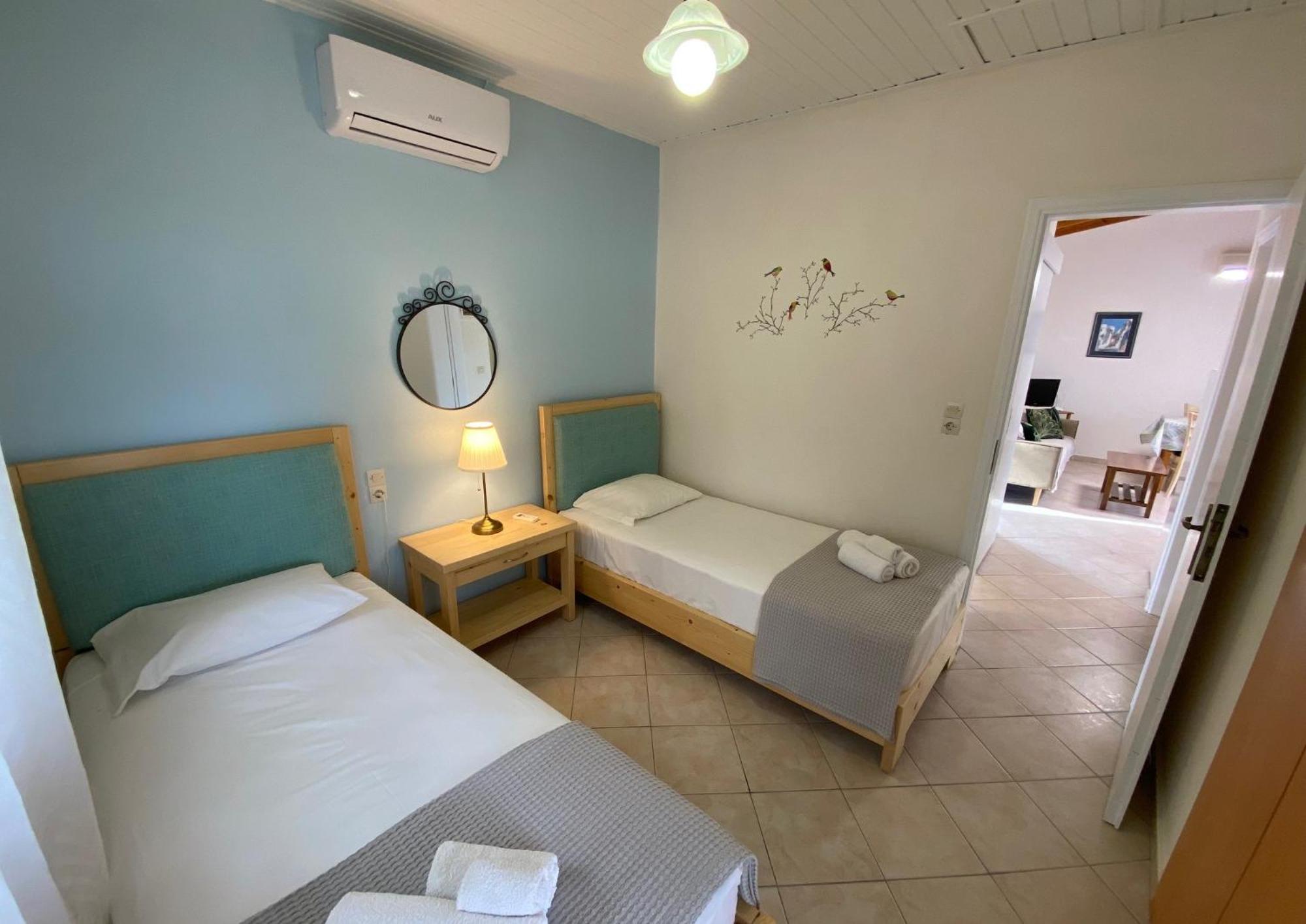 Vaia Villas Holiday home *