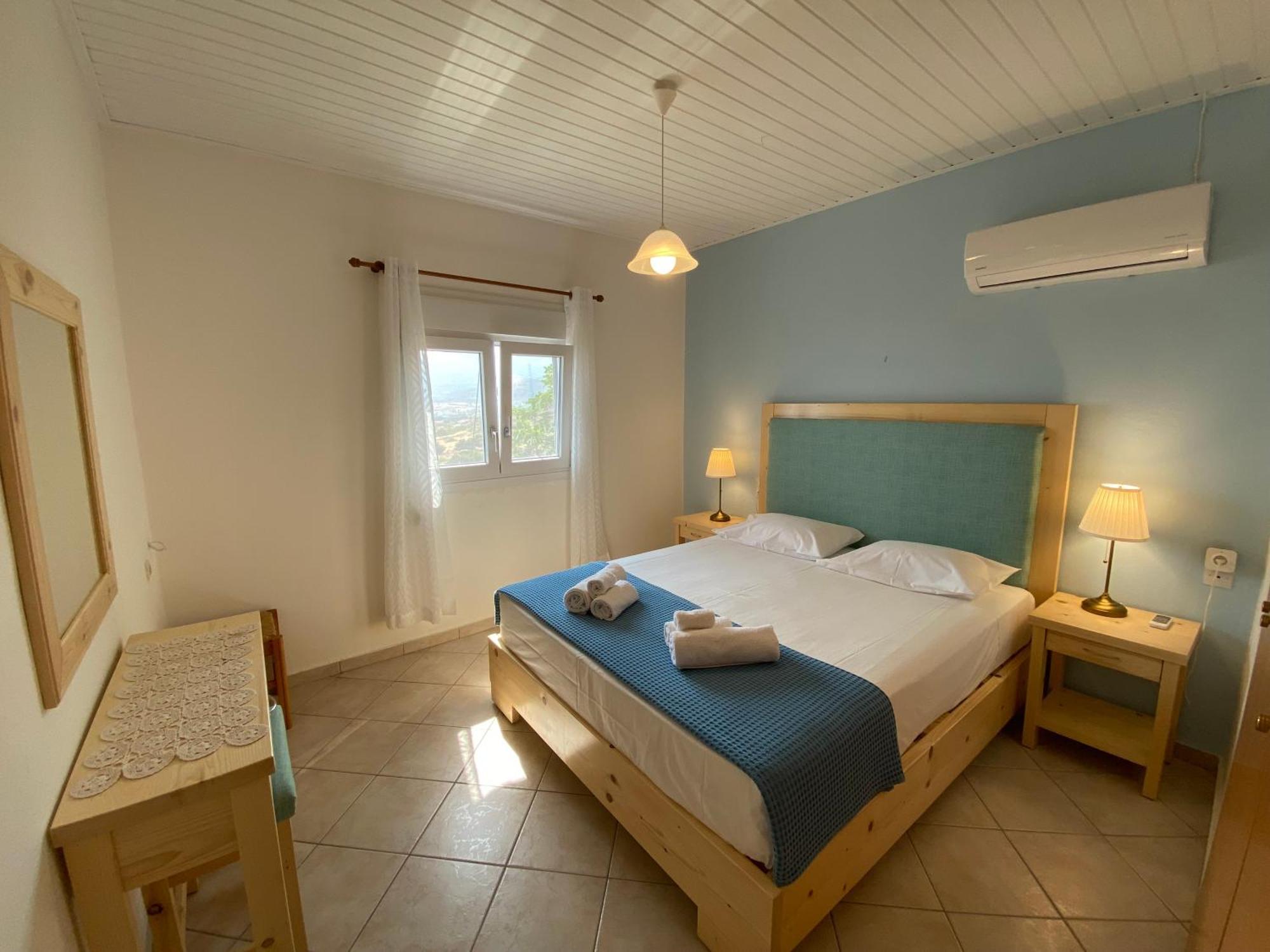 Vaia Villas Holiday home *